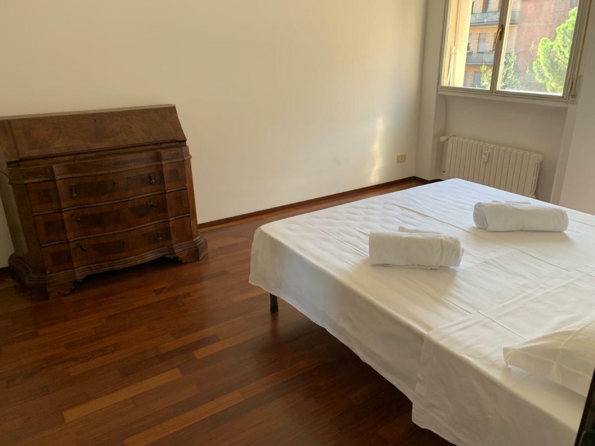 Whouse Luxury Universita' Bologna Eksteriør billede